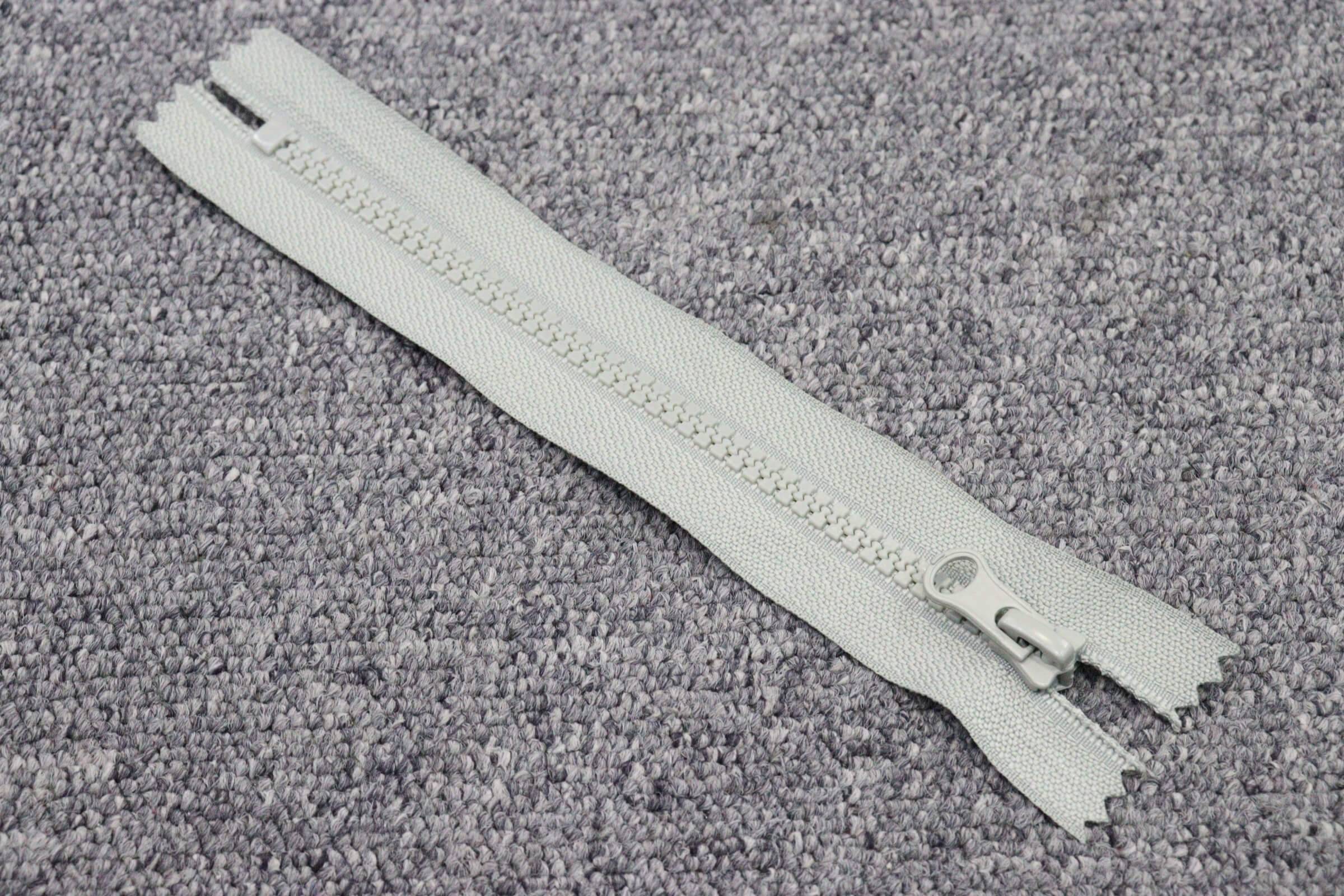 ZIPHOO #5 Plastic Closed-End Zipper