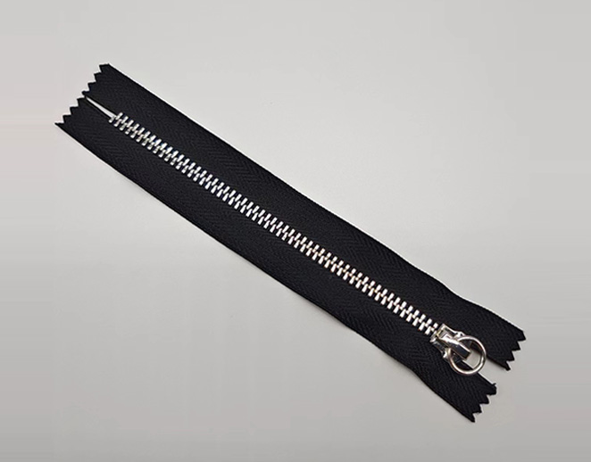 #5 Black Aluminum Zipper
