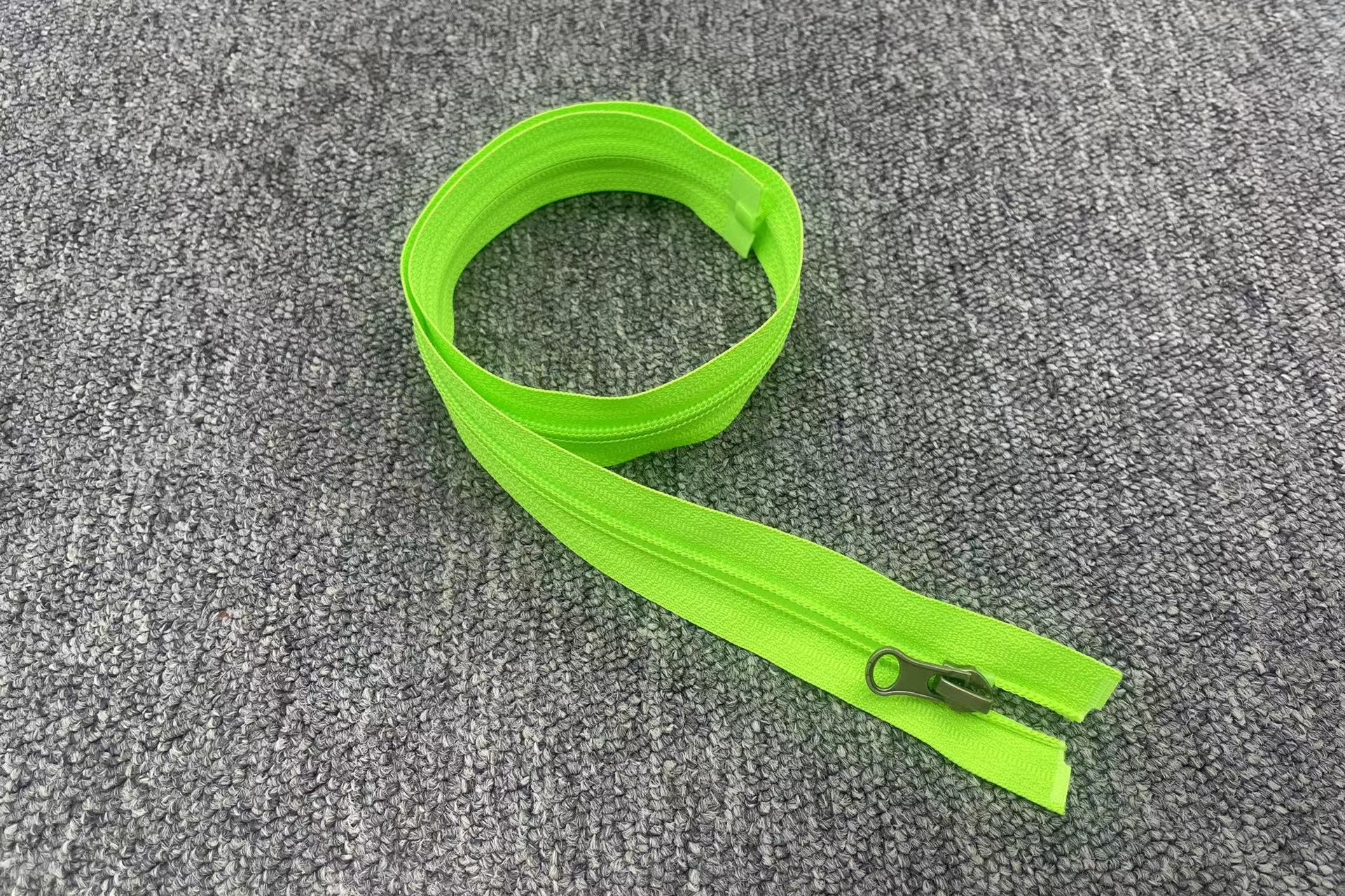 ZIPHOO #5 Green Open-end Nylon Zipper